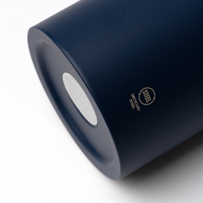 DOUBLE-WALLED BOTTLE