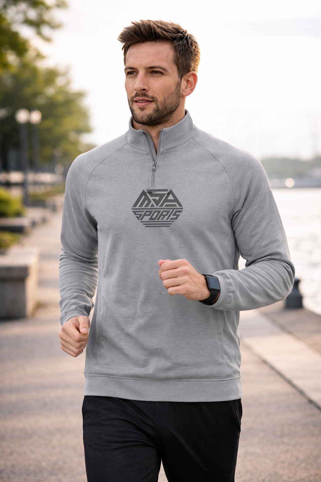 JACHETĂ SPORT CU MÂNECI REGLAN